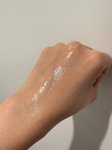 レチノソームショット2.0手になじませる